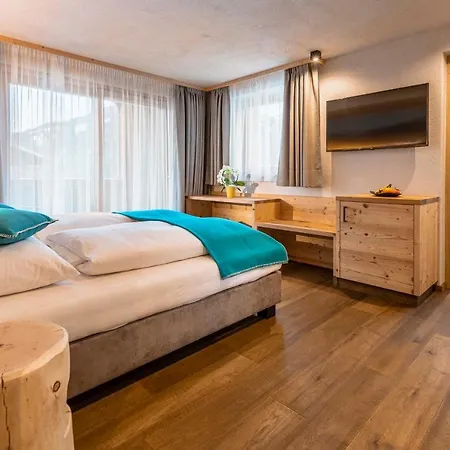 Garni Mia Co Bed & Breakfast *